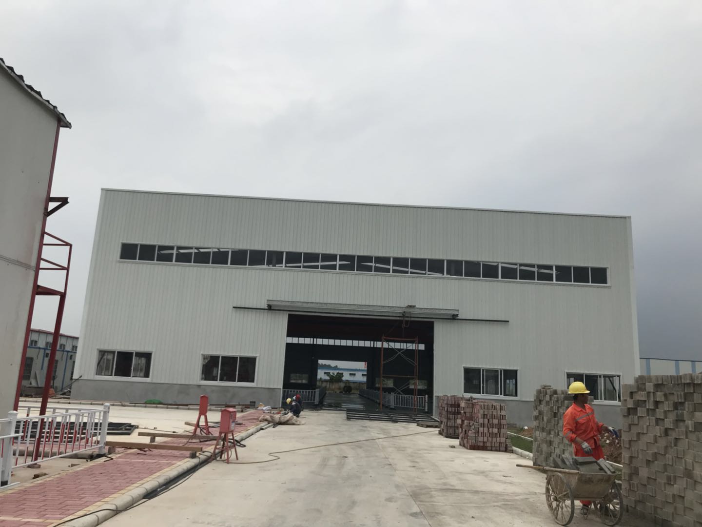 【广东众工工程】——佛山轨道交通三号线地铁检修钢结构平台